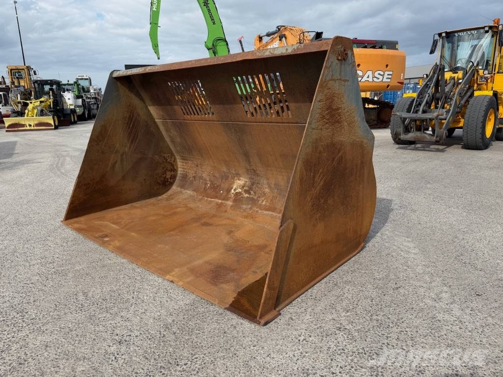 Volume bak / Volume bucket 300cm Volvo / Lundberg connection Skopor