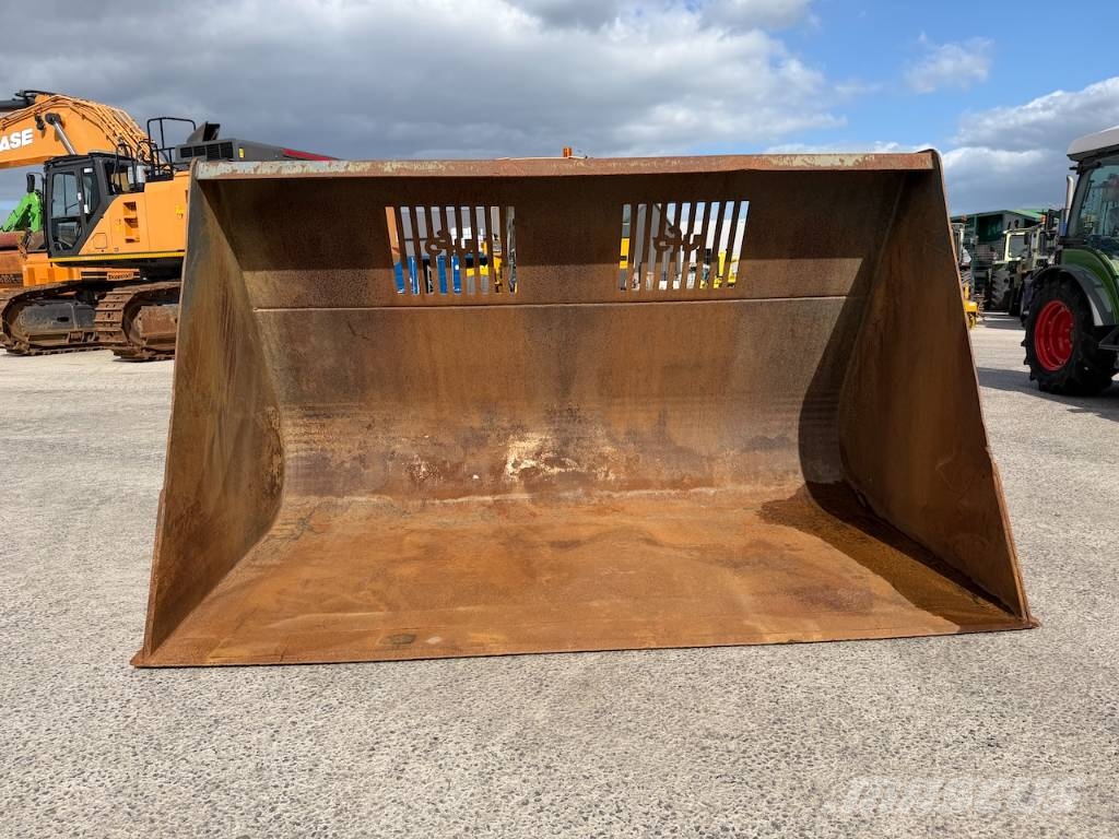 Volume bak / Volume bucket 300cm Volvo / Lundberg connection Skopor