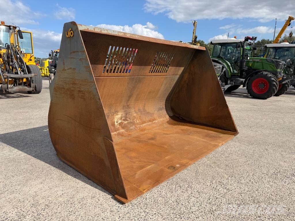 Volume bak / Volume bucket 300cm Volvo / Lundberg connection Skopor