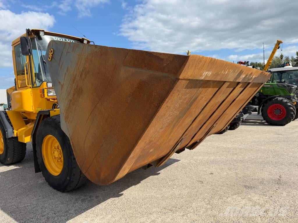 Volume bak / Volume bucket 300cm Volvo / Lundberg connection Skopor