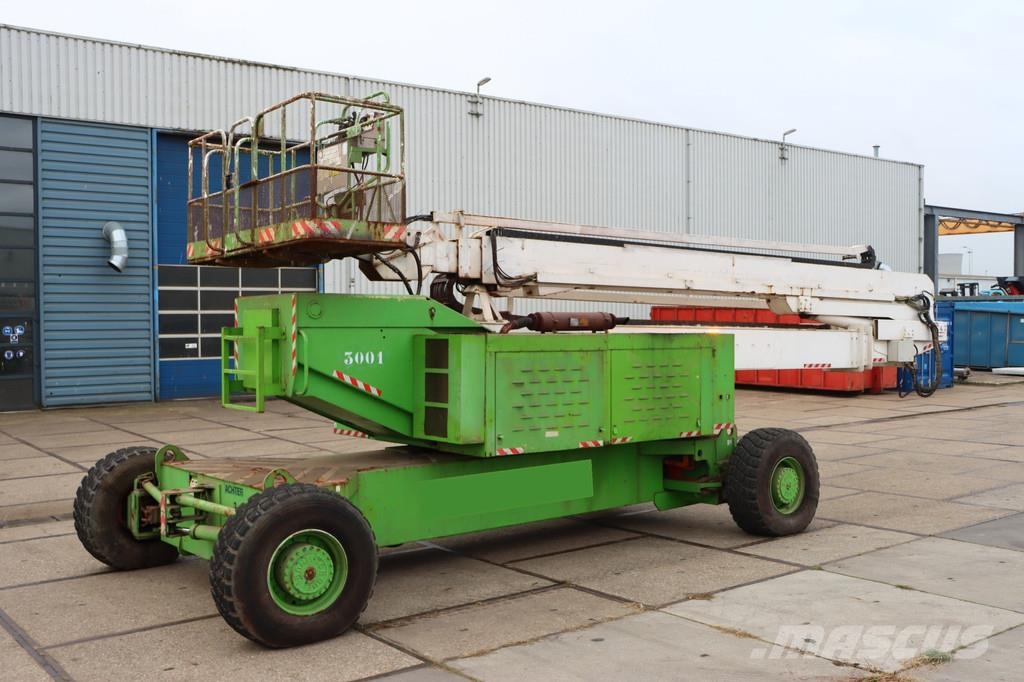 JLG 150 HAX Съчленени стрелови подемници