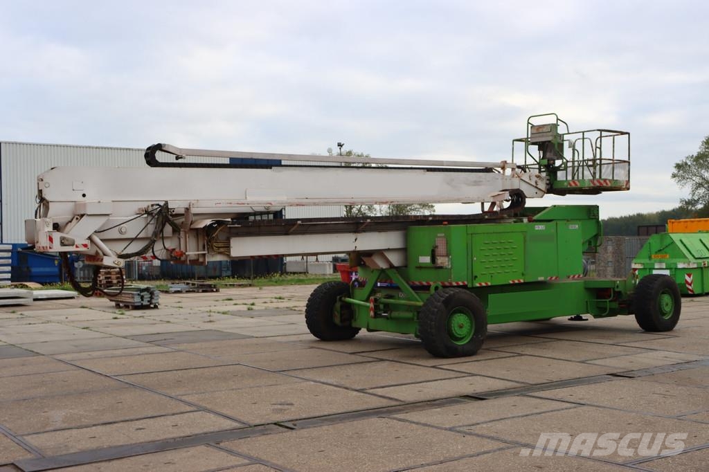 JLG 150 HAX Съчленени стрелови подемници