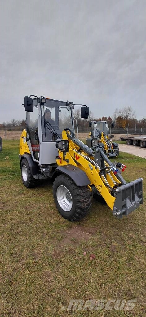 Wacker Neuson WL 28 Kolesové nakladače