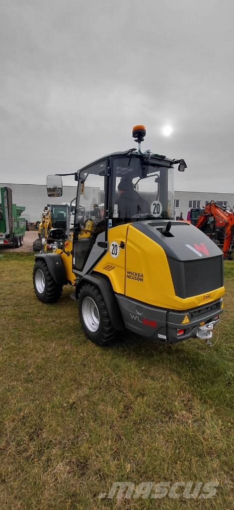 Wacker Neuson WL 28 Kolesové nakladače