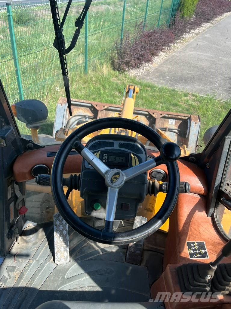 Venieri 8.23D Retrocargadoras