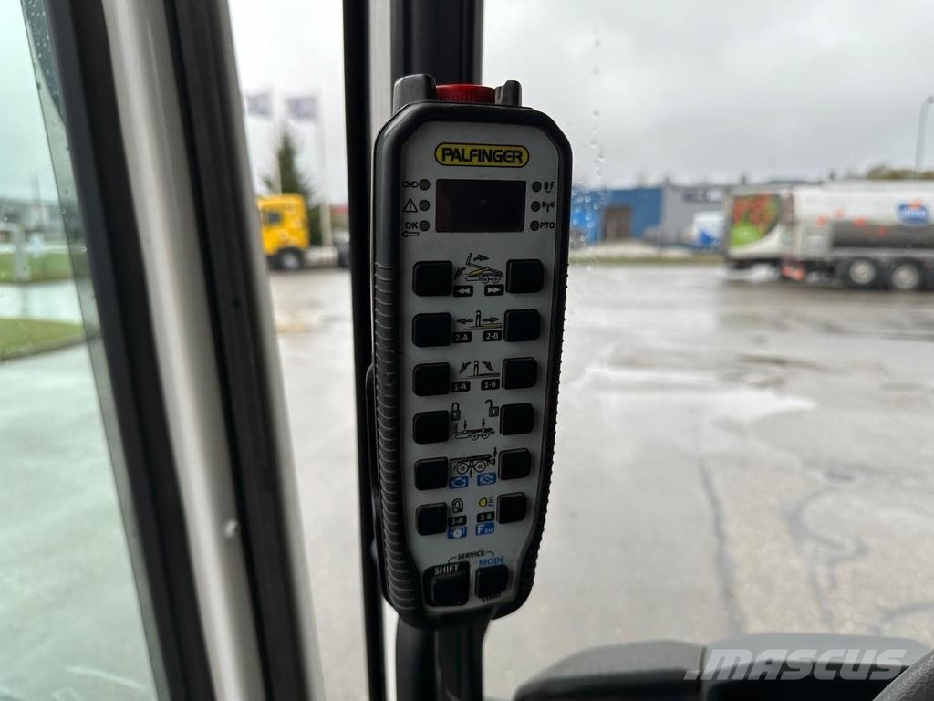 Scania P500 PALFINGER Q170Z84TI 起重车