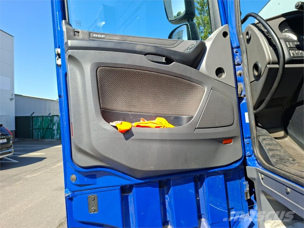 DAF XF 510 FAN 6X2 Flatbed / Dropside trucks