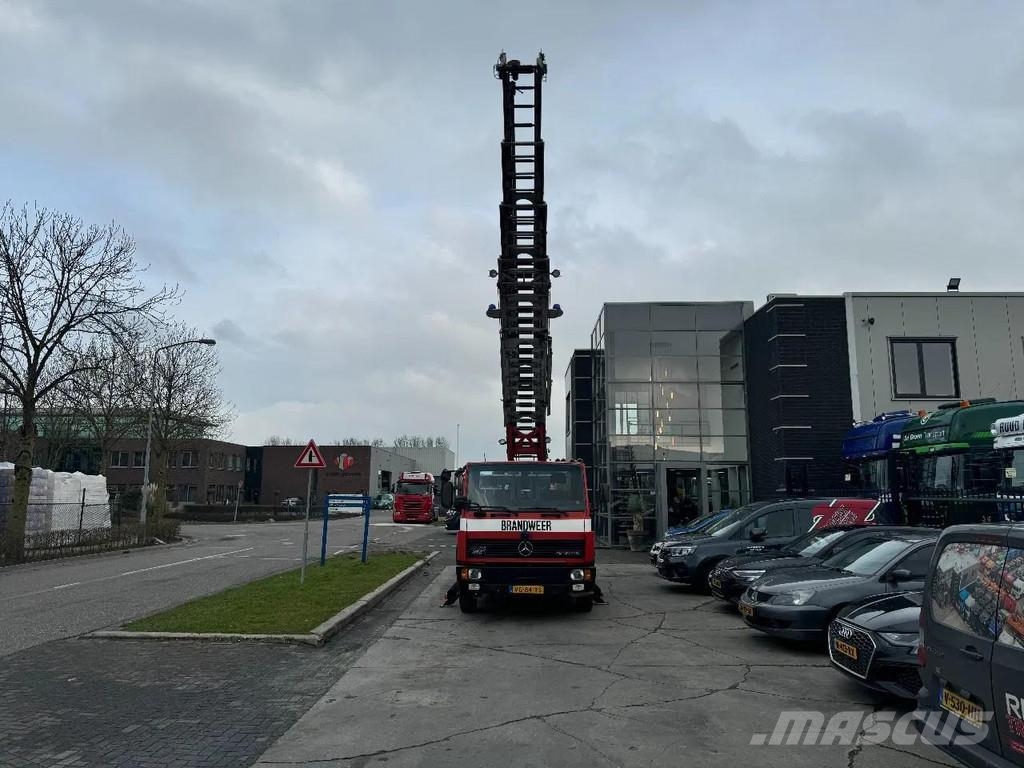 Mercedes-Benz 1120 OF MAGIRUS 24 METER + KORF + SLANGS 消防車