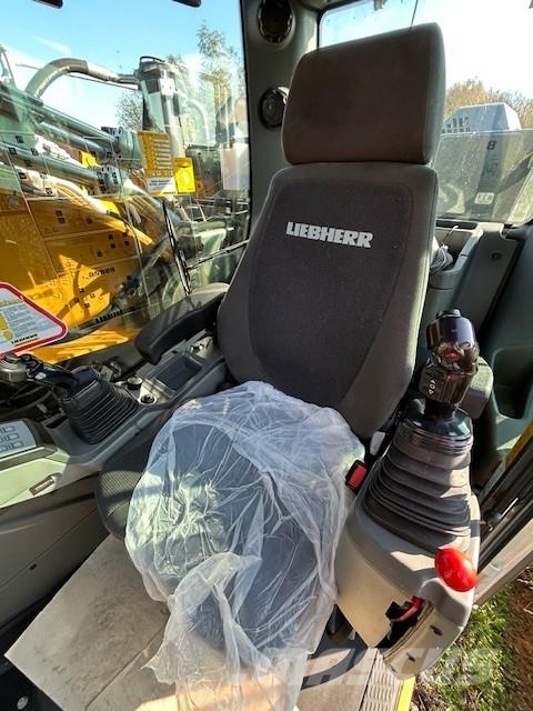 Liebherr R 938 Litronic Escavatori cingolati