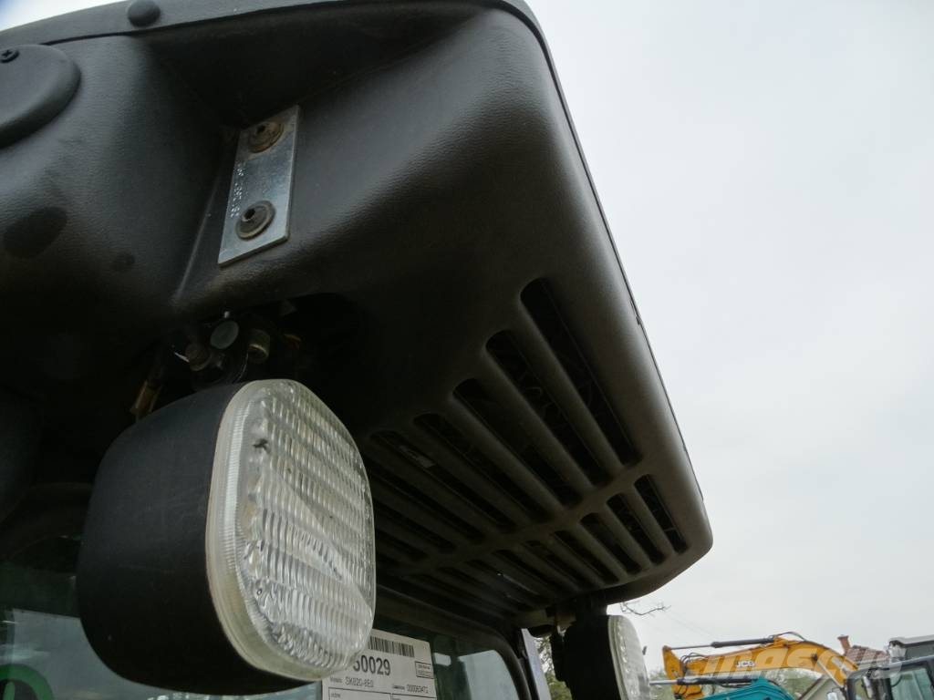 Komatsu SK 820-8E0 Hjullastare