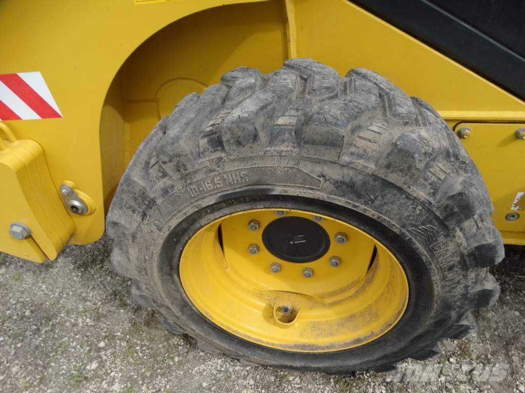 Komatsu SK 820-8E0 Hjullastare