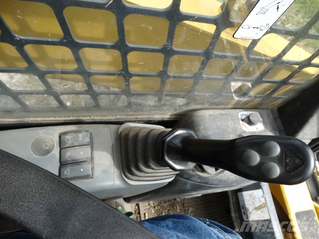 Komatsu SK 820-8E0 Hjullastare