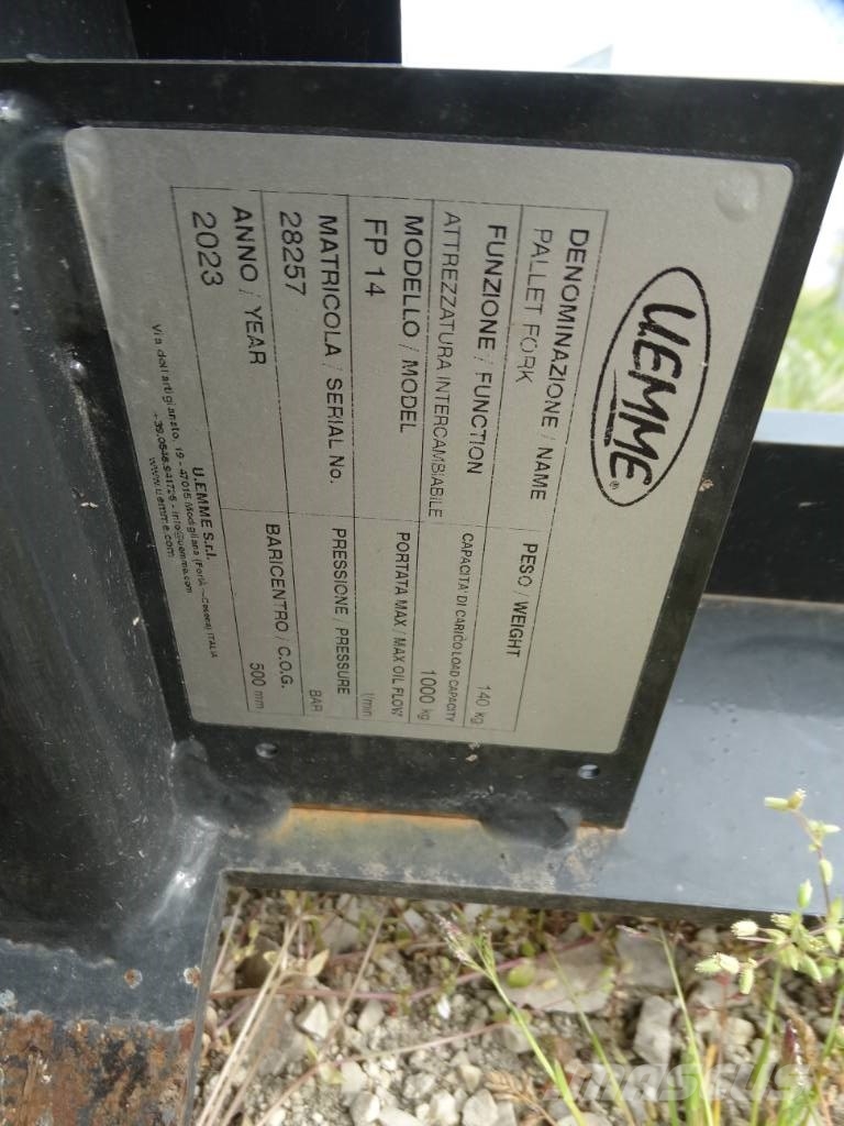Komatsu SK 820-8E0 Hjullastare