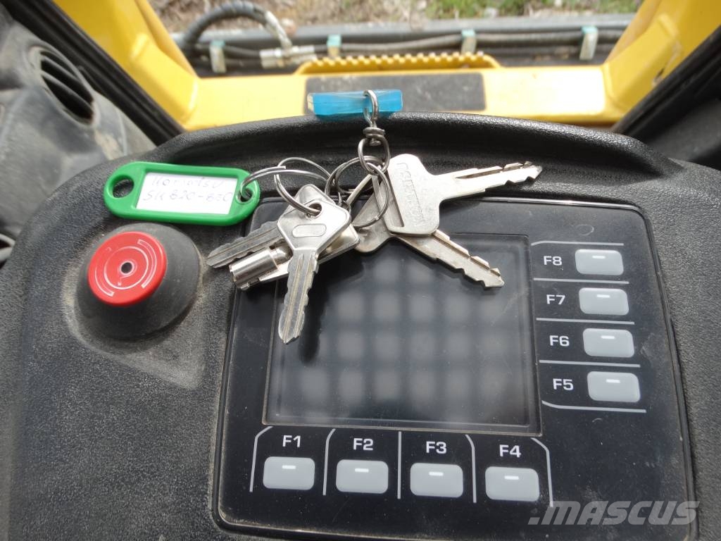 Komatsu SK 820-8E0 Hjullastare
