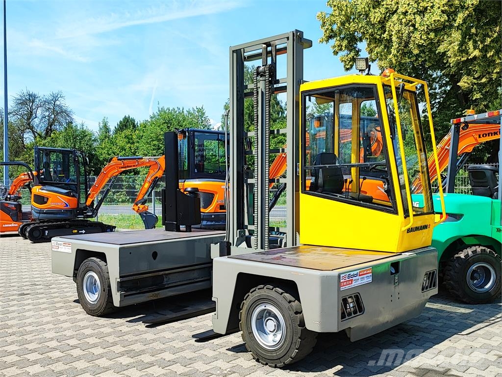 Baumann HX 40/12/45 Γερανοί πλευρικής φόρτωσης εμπορευματοκιβωτίων