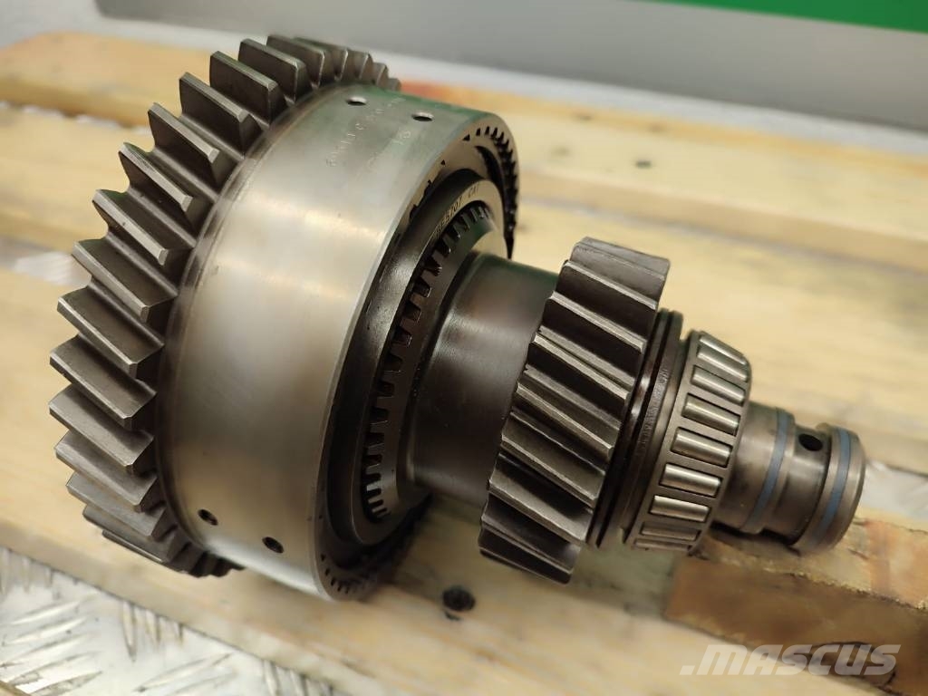 John Deere JOHN DEERE 3200 gearbox basket 8E5707 Getriebe