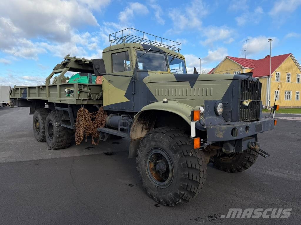 Kraz 255 B Tovornjaki za prevoz avtomobilov z vitlom