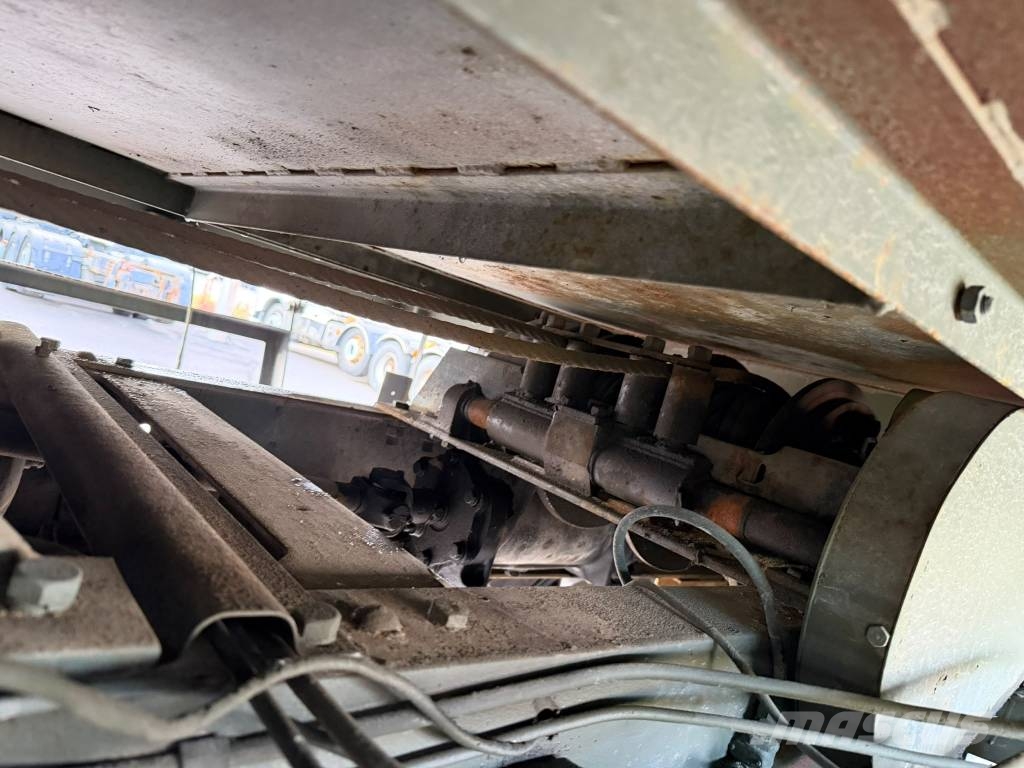 Kraz 255 B Tovornjaki za prevoz avtomobilov z vitlom