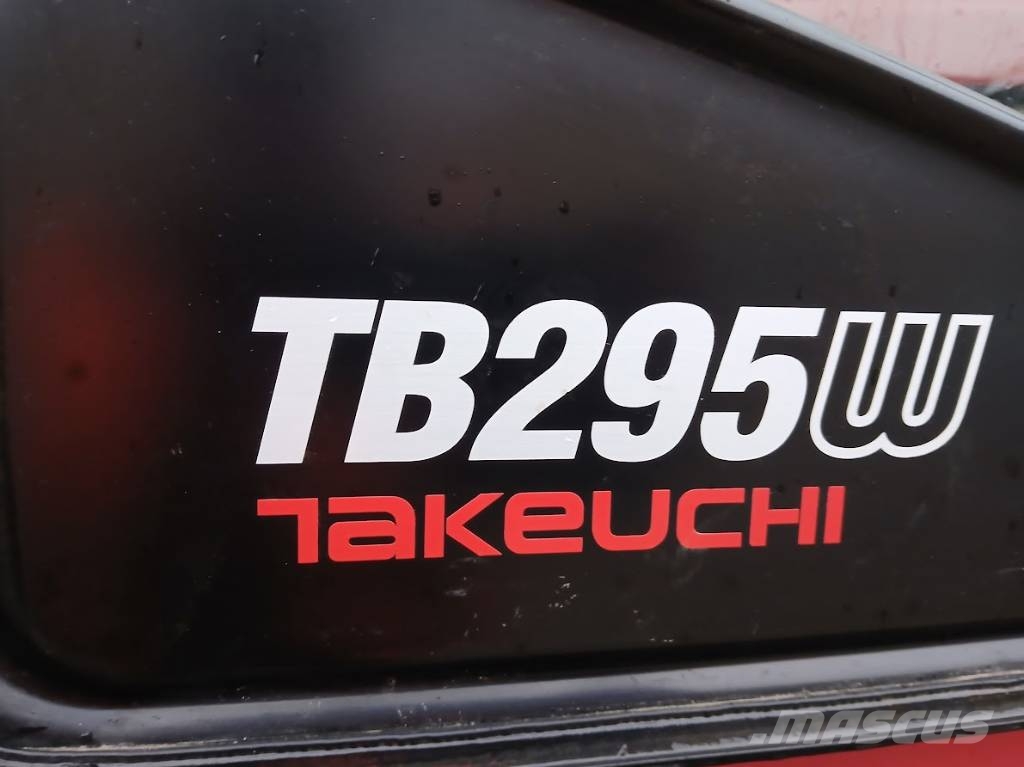 Takeuchi TB 295 W 휠 굴삭기