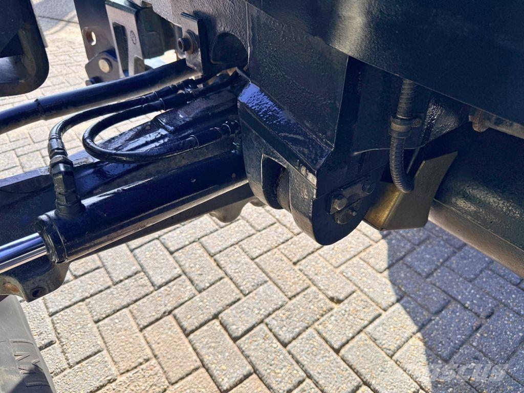 New Holland TM155 Range Command Traktorer