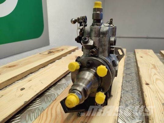 CAT TH 62 (DB2435-5065) injection pump Двигуни