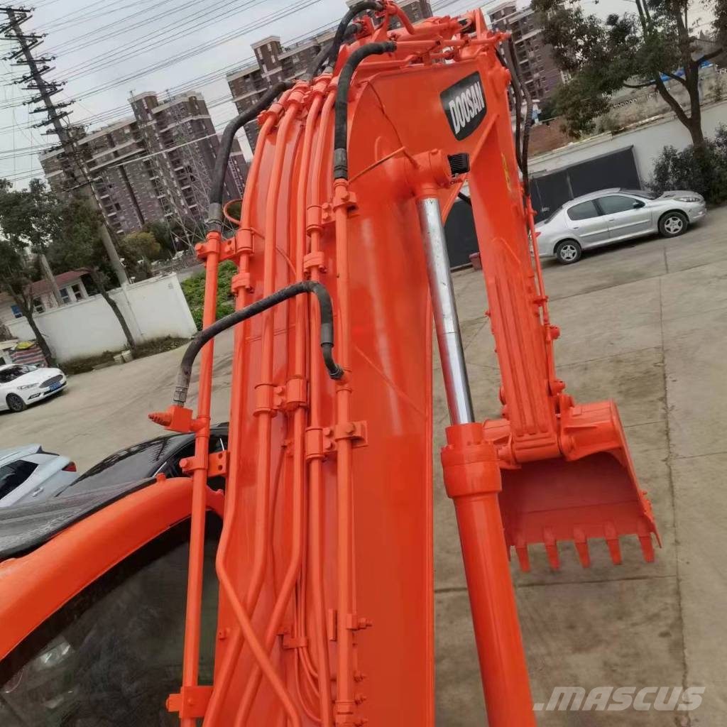 Doosan DX 225 LC Beltegraver