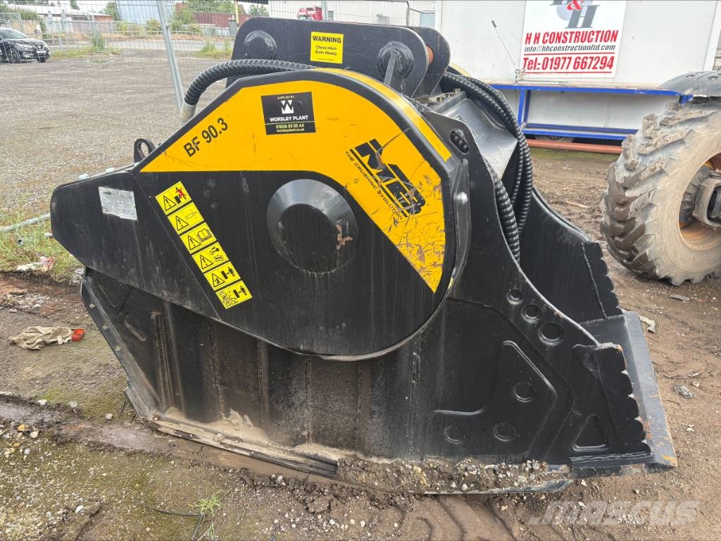 MB Crusher BF 90.3 Vergruisbakken