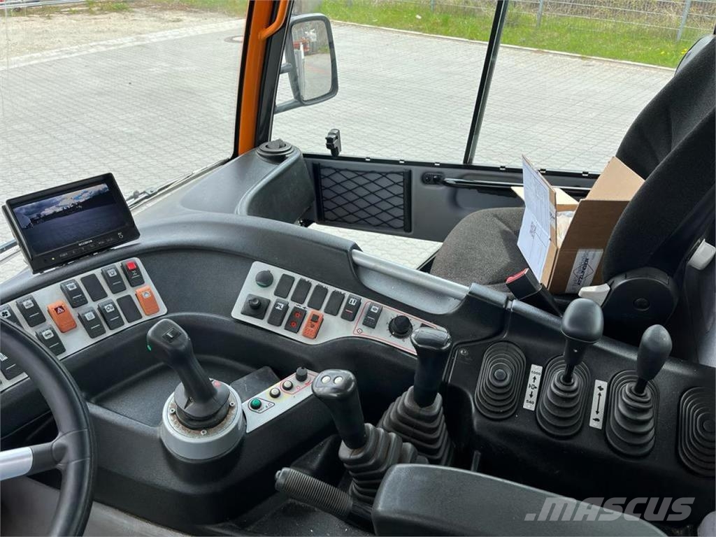 Lindner Unitrac 102 EP Vielzweckmaschine Kippfahrzeuge