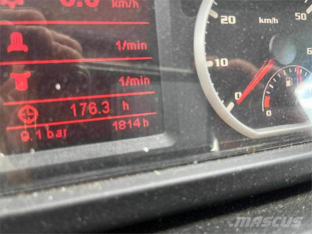 Lindner Unitrac 102 EP Vielzweckmaschine Kippfahrzeuge