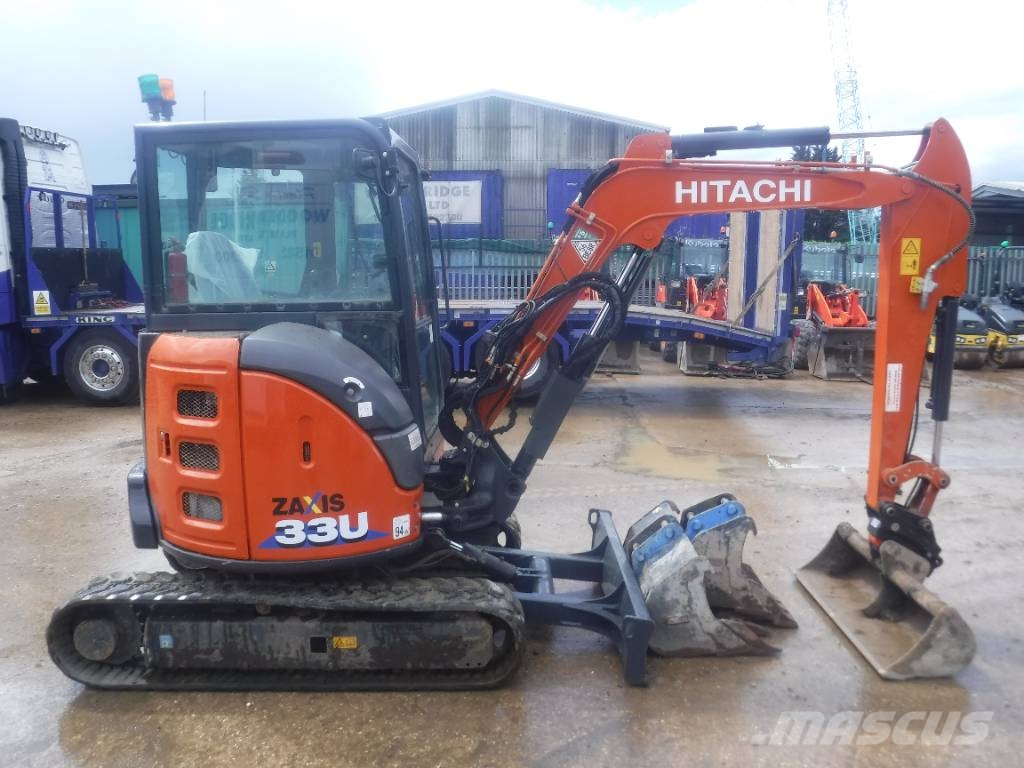Hitachi ZX 33 U-6, 2023, Luton, Bedfordshire, Marea Britanie
