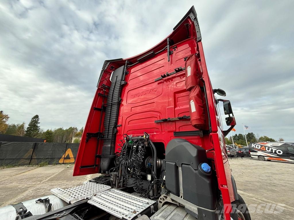 Volvo FH 500 6x2 DOUBLE BOGIE Trekkers