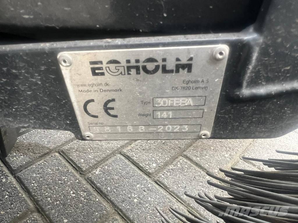Egholm City Ranger 3070 Cestni pometači