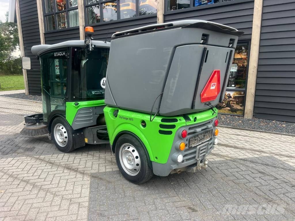 Egholm City Ranger 3070 Cestni pometači