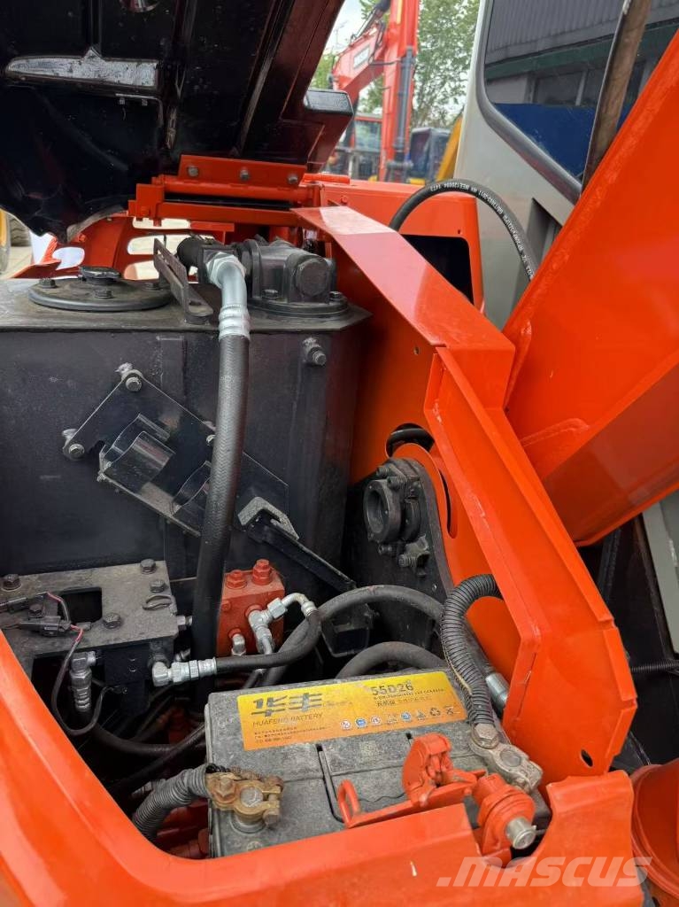 Hitachi Zaxis 55 U Minigrävare < 7t