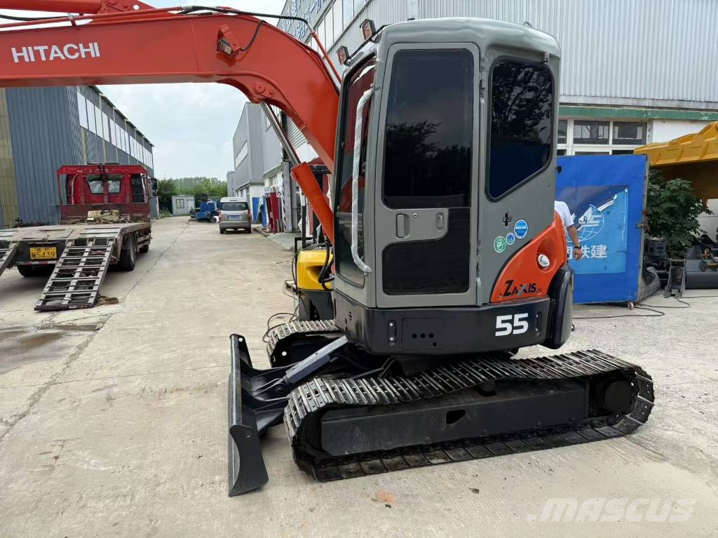 Hitachi Zaxis 55 U Minigrävare < 7t