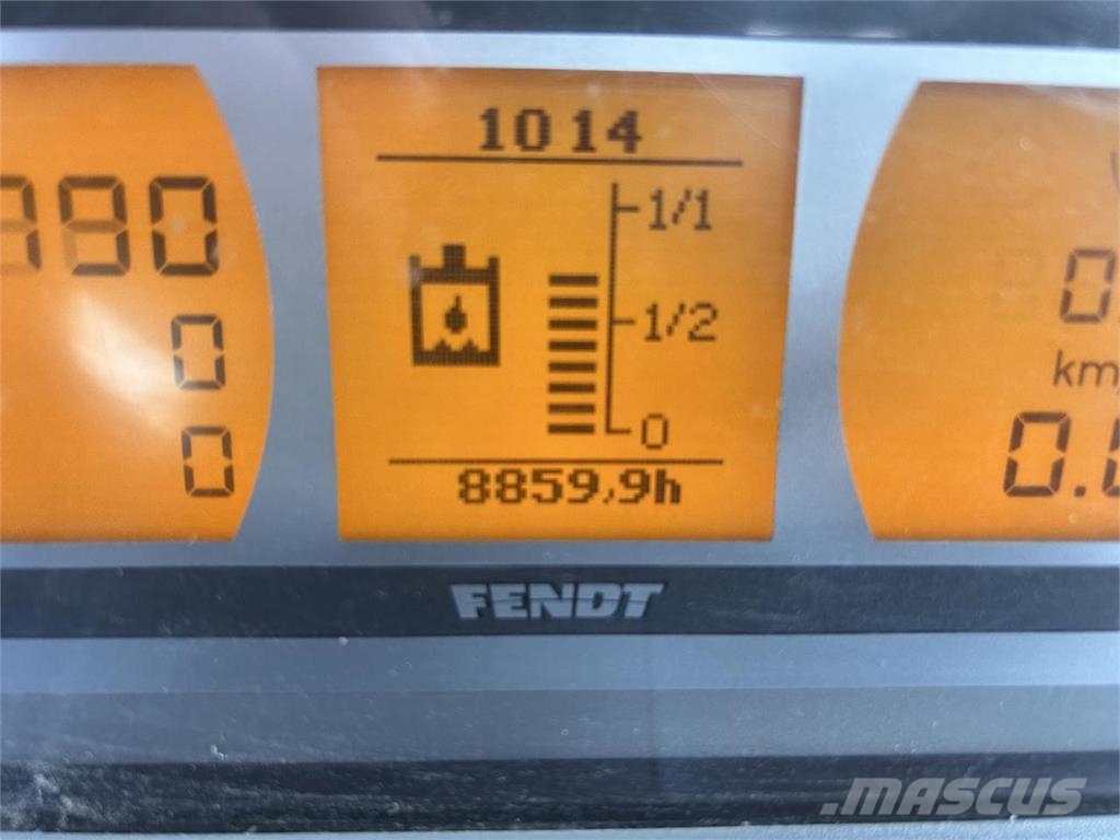 Fendt 724 Vario Profi Plus mit GPS Tractors