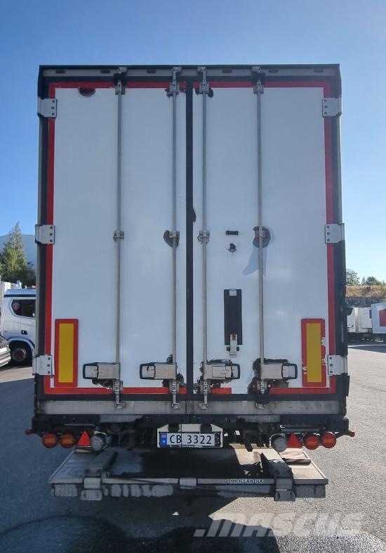 Schmitz Cargobull Trailer Reefer Flower Width & Dual Temp Straight Koel-vries opleggers