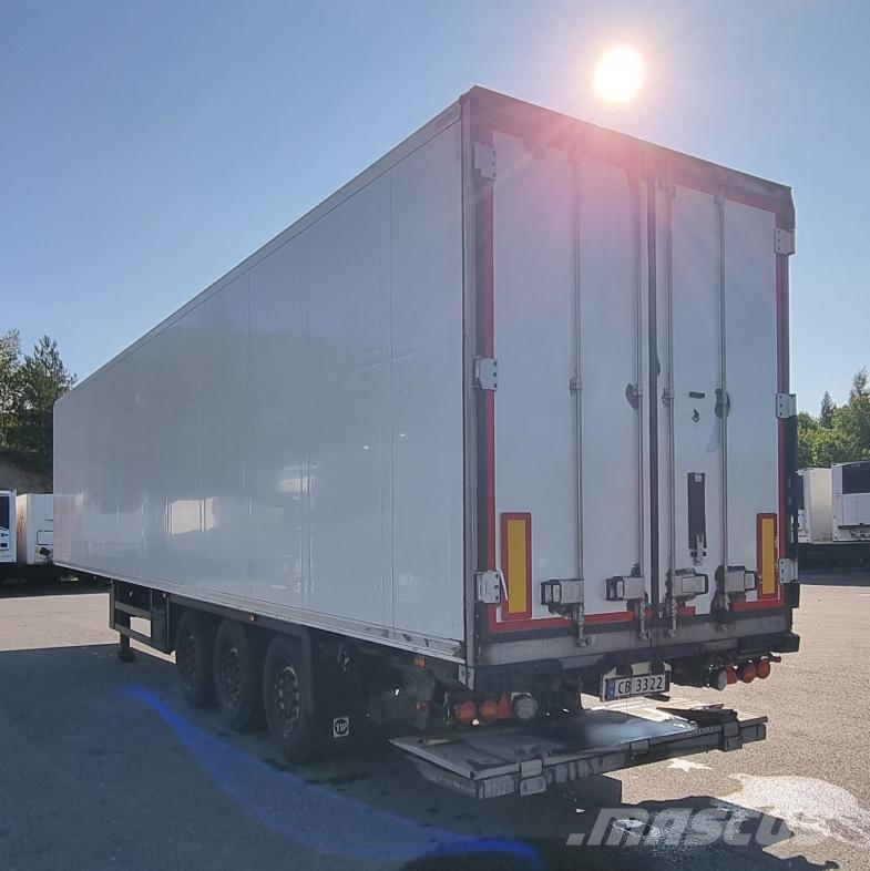 Schmitz Cargobull Trailer Reefer Flower Width & Dual Temp Straight Koel-vries opleggers