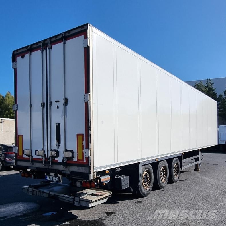 Schmitz Cargobull Trailer Reefer Flower Width & Dual Temp Straight Koel-vries opleggers