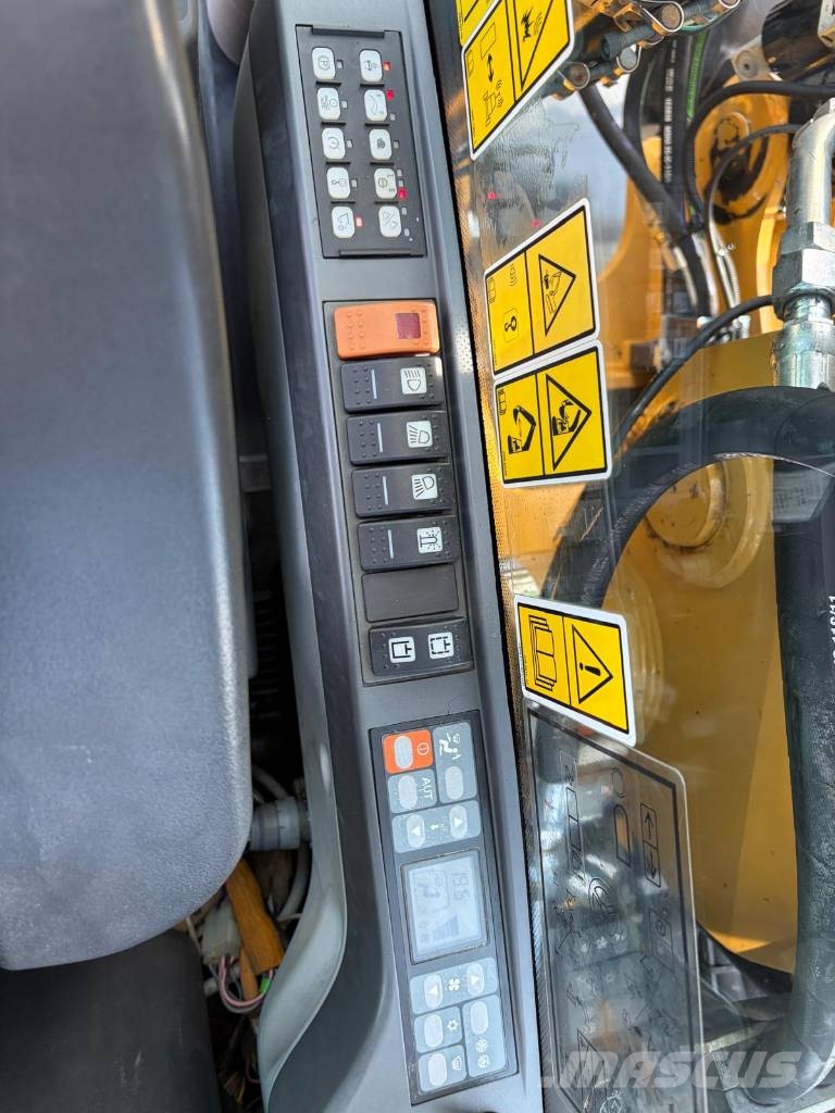 CAT M 315 D Ratasekskavaatorid