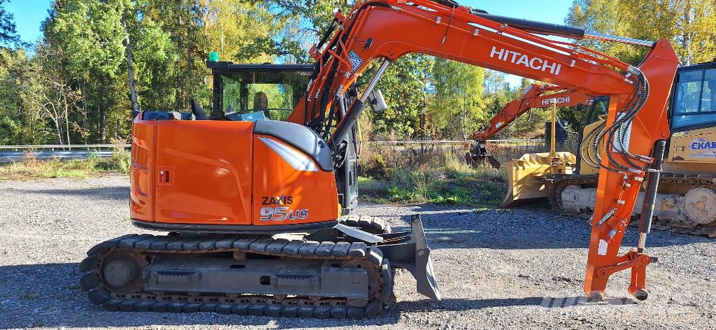 Hitachi ZX95US-7 Kāpurķēžu ekskavatori