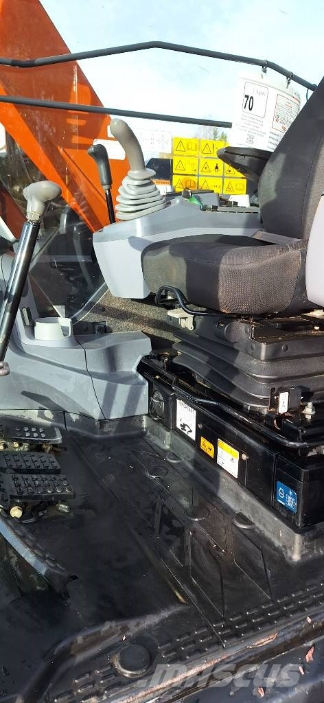 Hitachi ZX95US-7 Kāpurķēžu ekskavatori