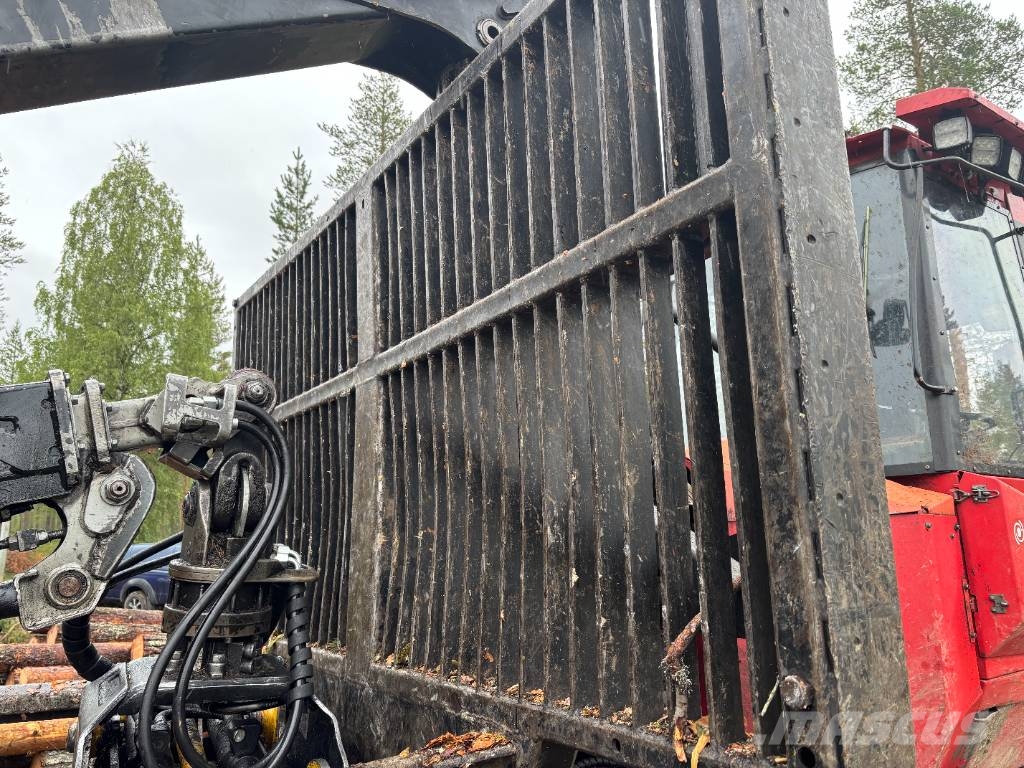 Valmet 840.3 Forvarderi