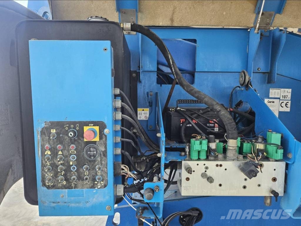 Genie S 65 رافعات سلة تلسكوبية