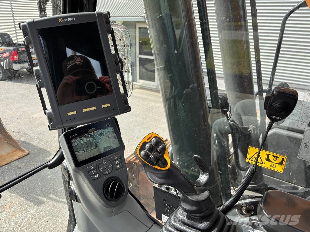 CASE CX 300 D LC Raupenbagger