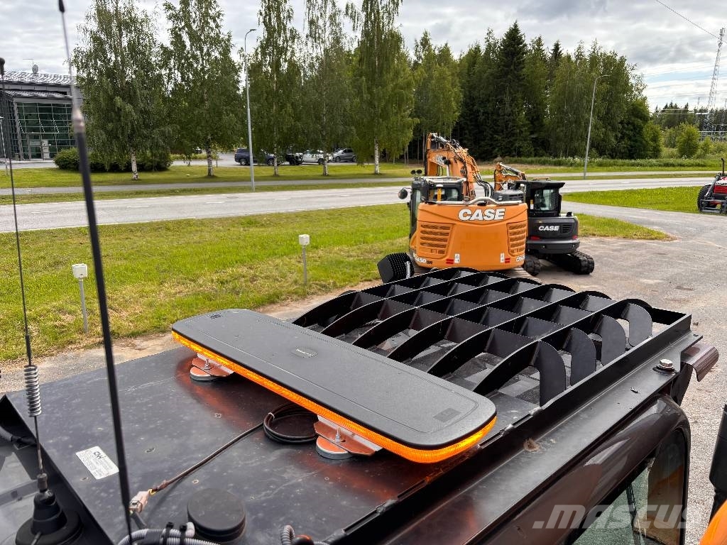 CASE CX 300 D LC Raupenbagger