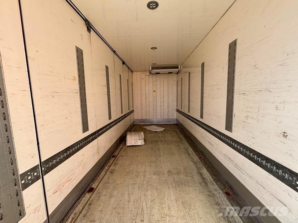 Scania R 730 8x4*4 CARRIER SUPRA / BOX L=7637 mm / RETARD Temperature controlled trucks
