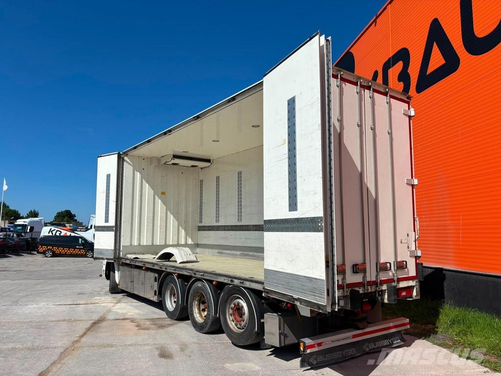 Scania R 730 8x4*4 CARRIER SUPRA / BOX L=7637 mm / RETARD Temperature controlled trucks