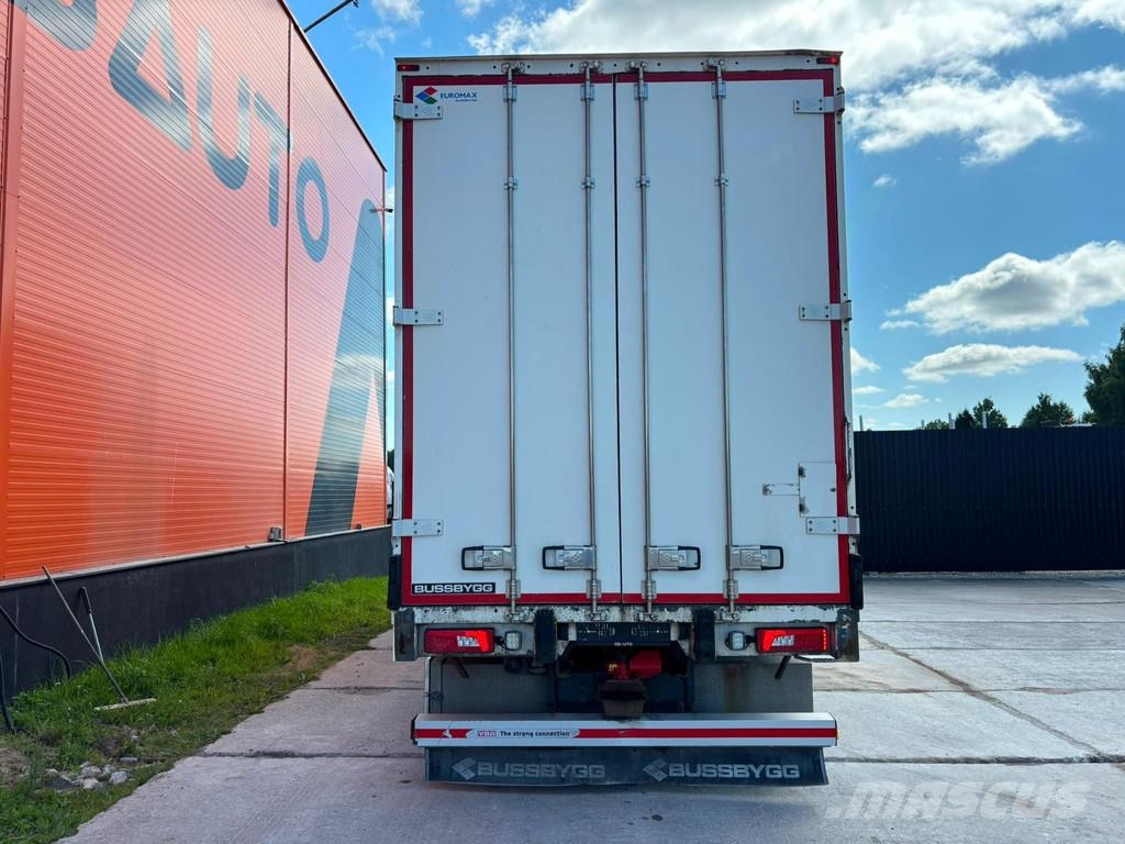 Scania R 730 8x4*4 CARRIER SUPRA / BOX L=7637 mm / RETARD Temperature controlled trucks