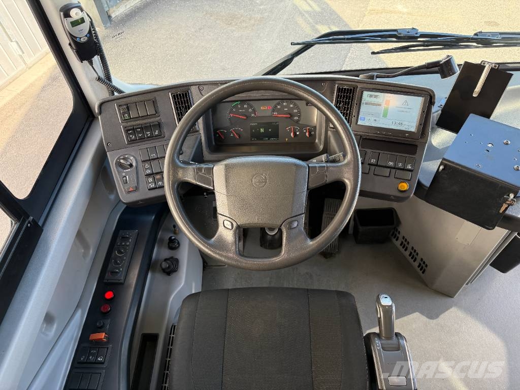 Volvo 8900. 61 seats. 3 Units! Intercity buses